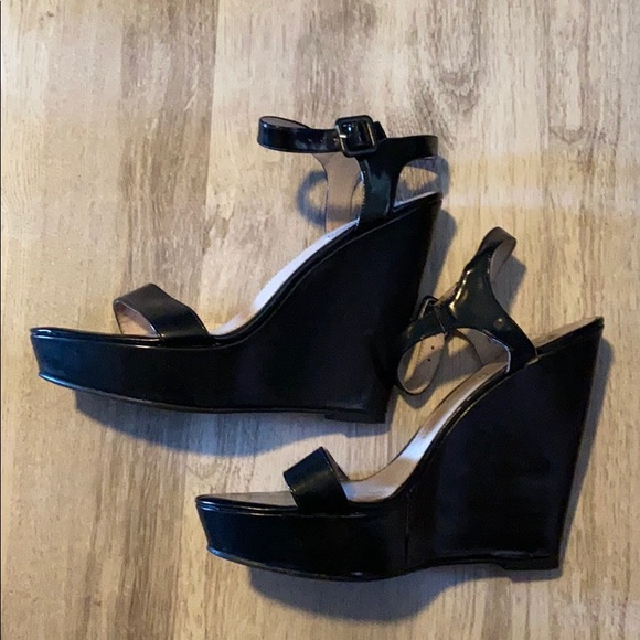 Steven Madden size 9 1/5 platform sandals - Picture 2 of 2